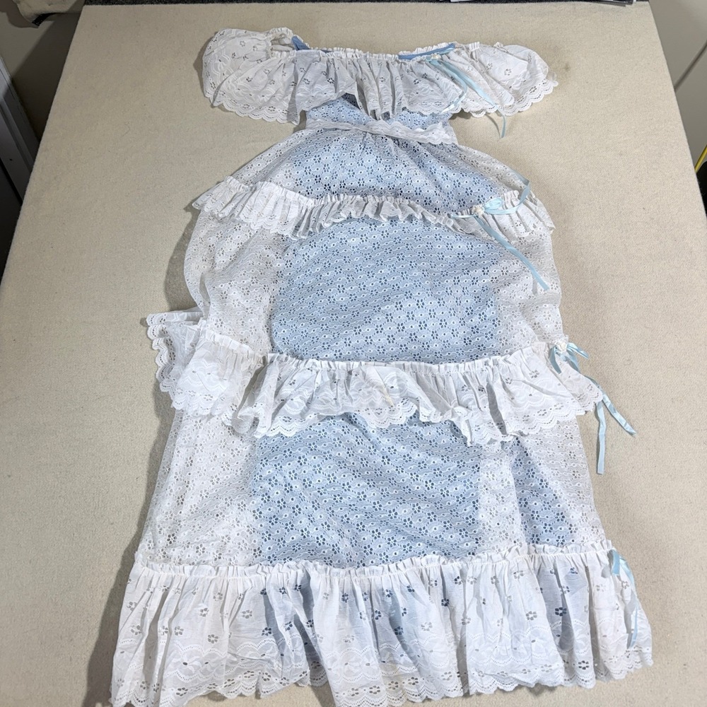 Vintage Tiered Eyelet Lace Maxi Dress Off Shoulder Blue White Cottagecore 70s XS